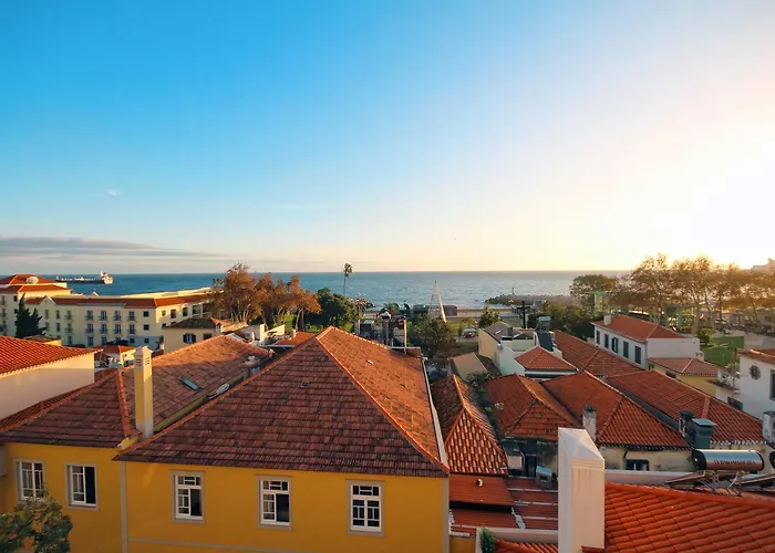 Old Town Apartment Sea View